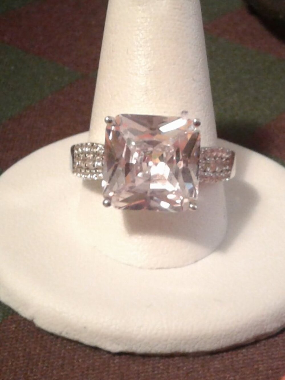 BJH239 Bella Luce CZ Center Design/Engagement Ring 9.65ctw. Size 10 LNC